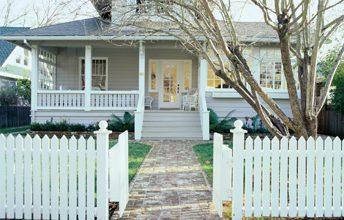 Photo of A Homeowner’s Checklist for Maintaining Fences: When to Consider